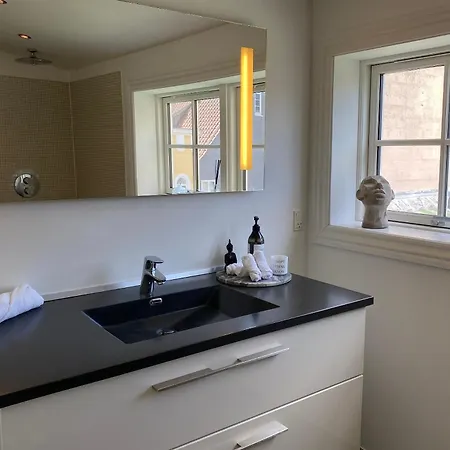 Sunset Penthouse Appartamento Sønderborg